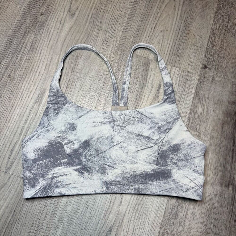 Lululemon Train Times Women's Bra Size 6 Breeze By White Light
